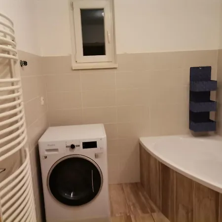 Family S Výhľadom Na Choč * Lúčky