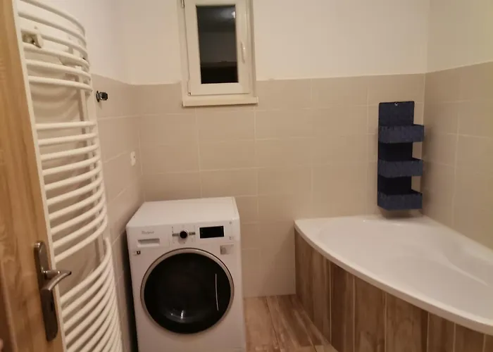 Family S Výhľadom Na Choč * Lúčky